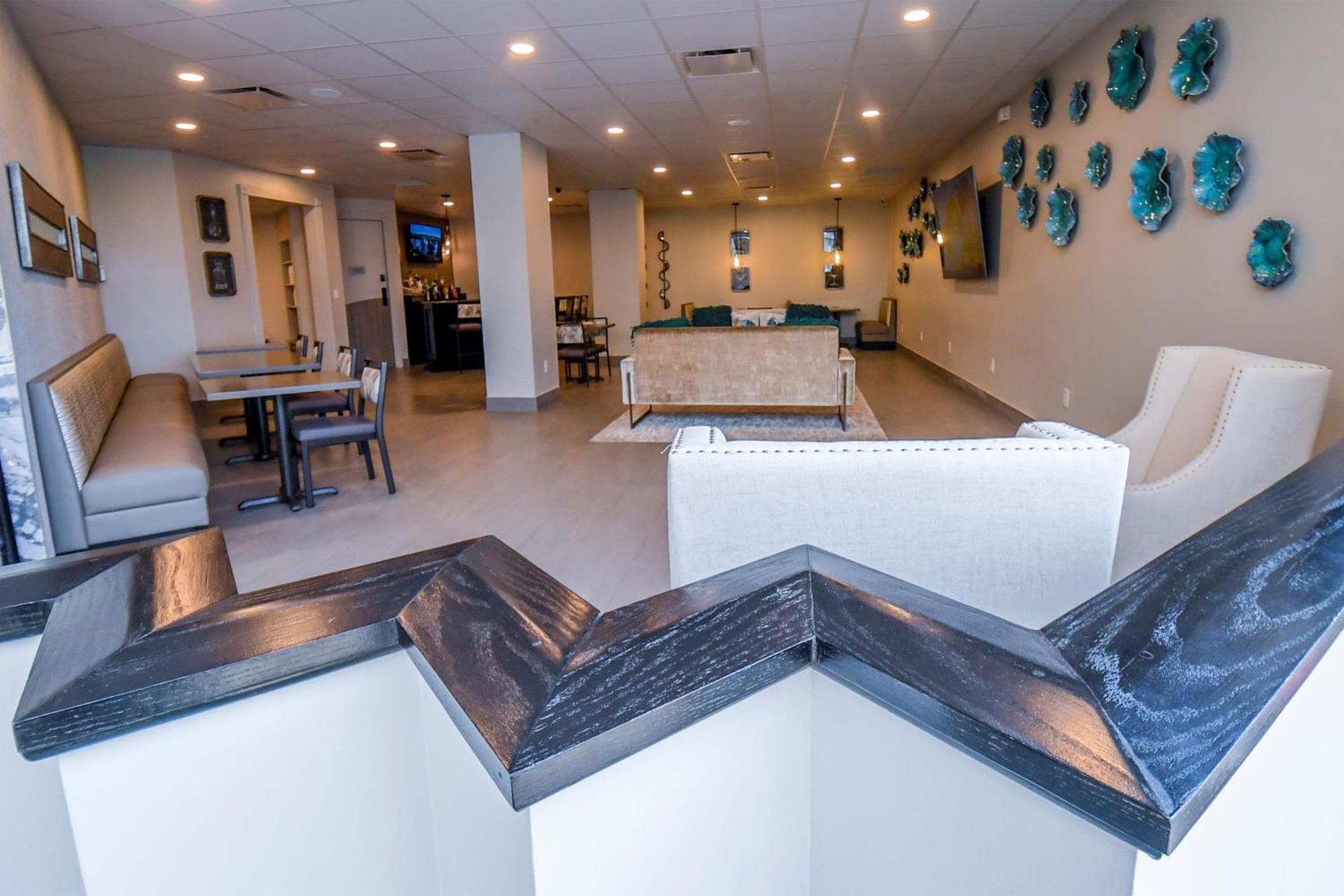 Euro-Suites Hotel Моргантаун Екстериор снимка