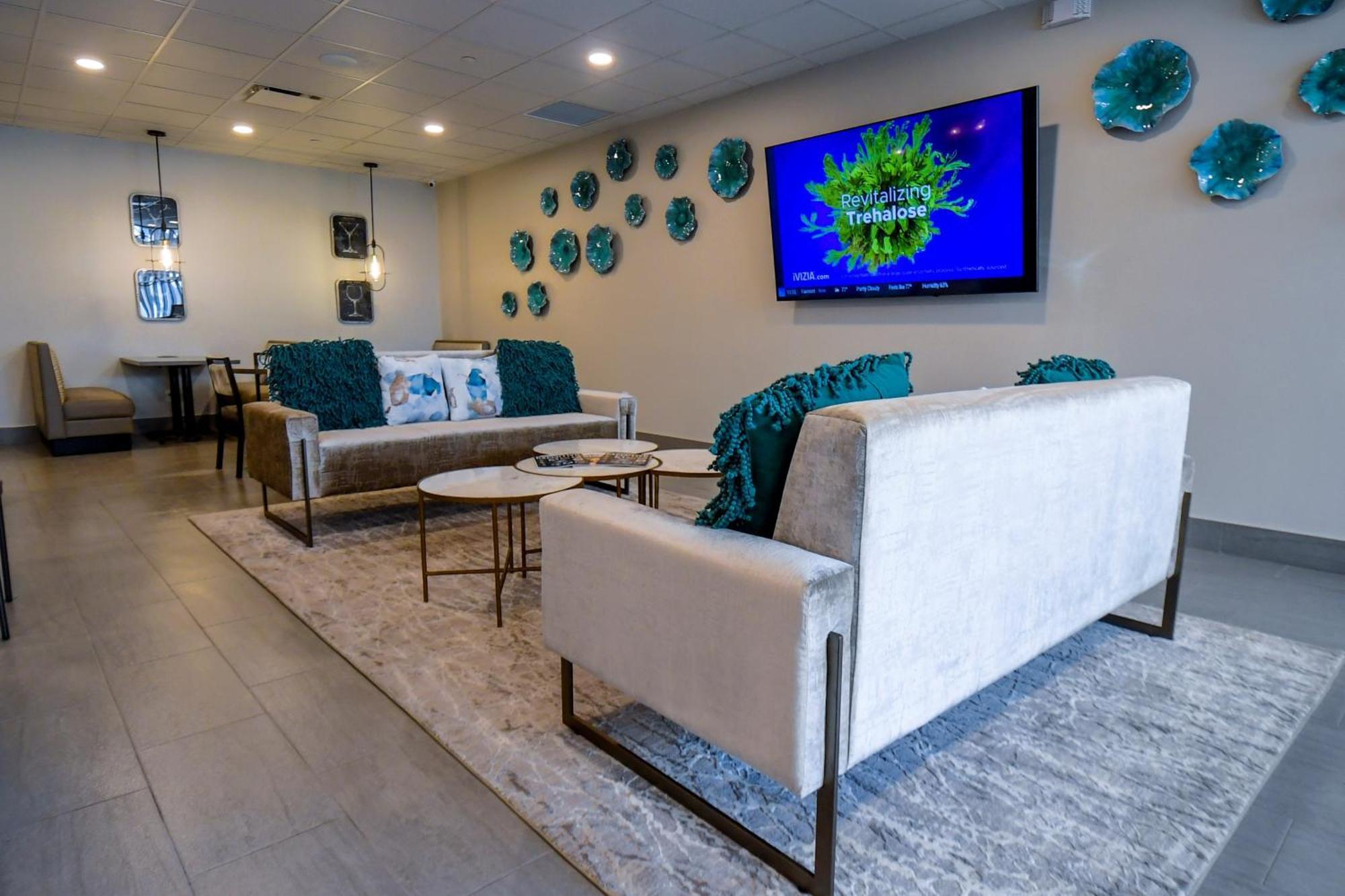 Euro-Suites Hotel Моргантаун Екстериор снимка